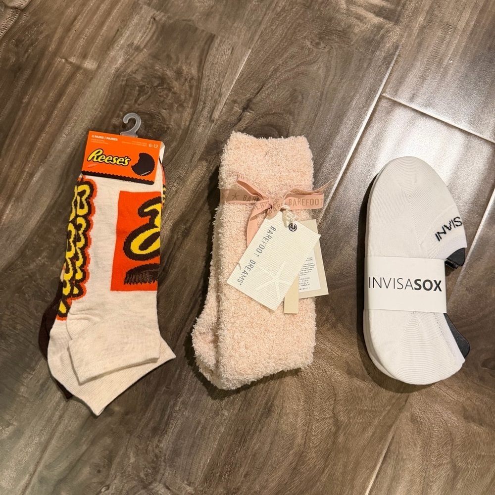 Barefoot Dreams Cozy Cream Socks Bundle